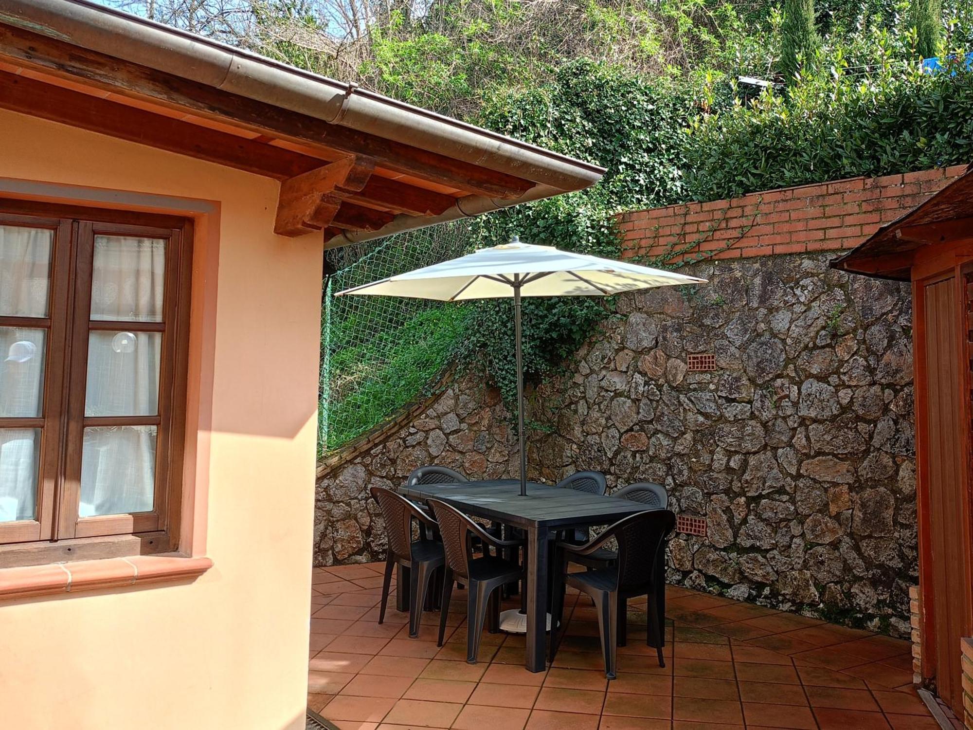 Per Chi Ama Mare E Montagna! Vila Camaiore Exterior foto